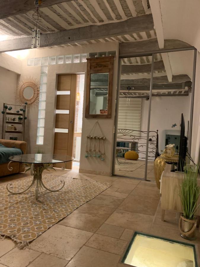 Appartement De Charme Au Coeur Du Vieil Антиб Екстериор снимка