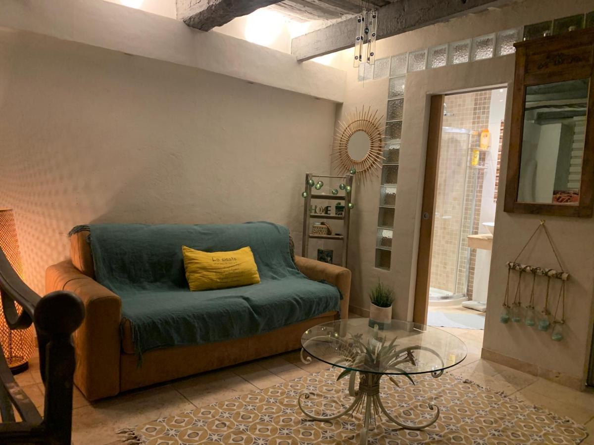 Appartement De Charme Au Coeur Du Vieil Антиб Екстериор снимка